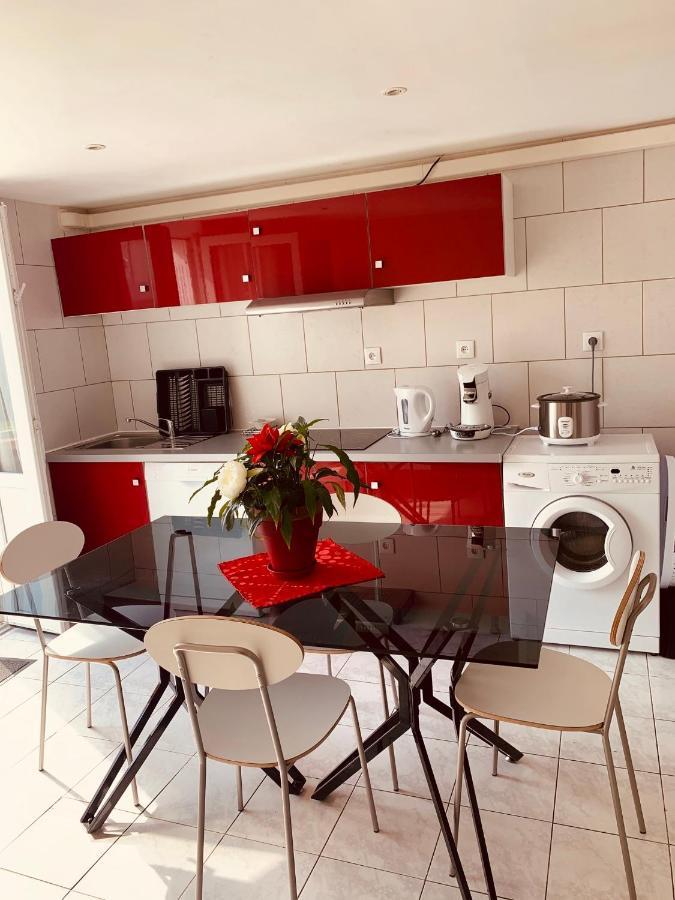 Belle Maison Avec Jardin Rdc T3 De 70M2 Vacances Ou Cure Thermale Rochefort Luaran gambar