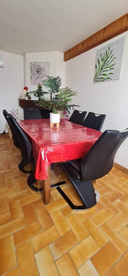 Belle Maison Avec Jardin Rdc T3 De 70M2 Vacances Ou Cure Thermale Rochefort Luaran gambar